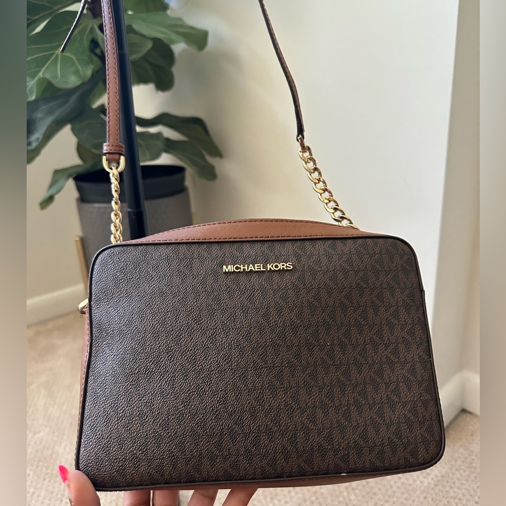 Brown Michael Kors crossbody purse